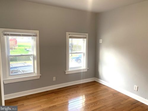 711 Forrest Ave, Media PA 19063-4104 exterior