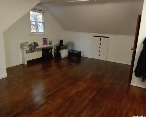 1101 Deer Park Ave, Babylon NY  11703-3107 exterior