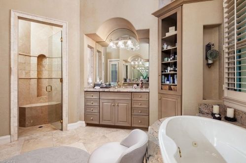 2702 Medallist Ln, Naples FL 34109-3504 exterior