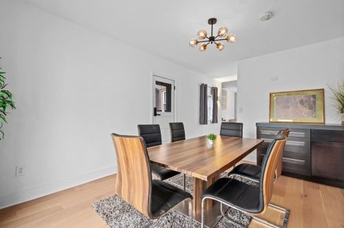 131 44th St, Pittsburgh PA  15201-3037 exterior