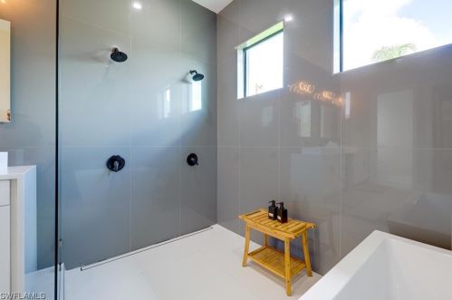 653 23 St, Naples FL 34117-1830 exterior