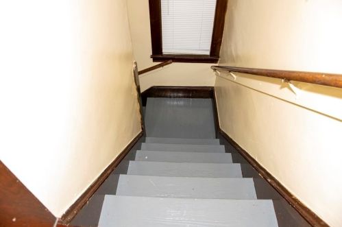 229 College St, Springfield MA 01109-4404 exterior