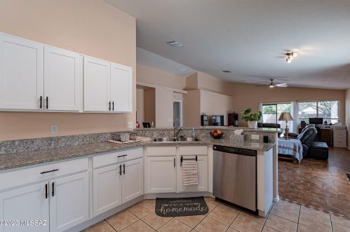 10367 Oakbrook St, Tucson AZ  85747-5965 exterior