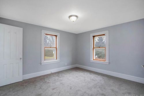 277 West Ave, Milford CT 06461-3010 exterior