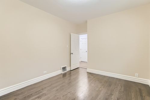 2108 1st Ave, Broadview IL 60153-3304 exterior