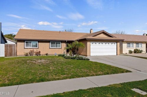 3151 Oarfish Ln, Oxnard, CA 93035-1316