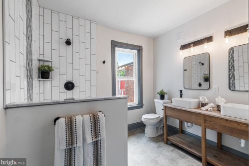 549 Plum St, Lancaster PA  17602-2348 exterior