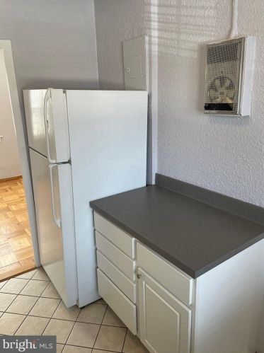 1210 Martha Custis Dr, Alexandria VA  22302-2014 exterior