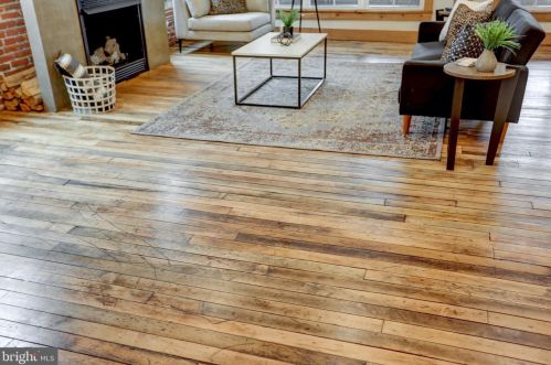 220 Prince St, Lancaster PA 17603-5878 exterior