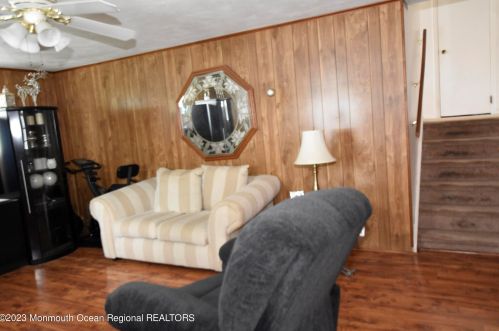 916 Ellison Ave, Point Pleasant Beach NJ 08742-2934 exterior