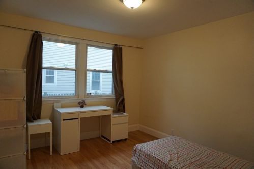 52 Royal St, Quincy MA  02170-2112 exterior