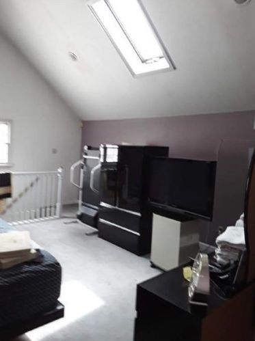 4942 2 Ave, Pittsburgh PA 15207-4600 exterior