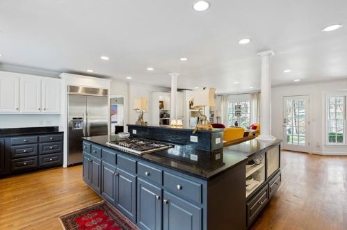 3611 Cloudland Dr, Atlanta GA 30327-2907 exterior