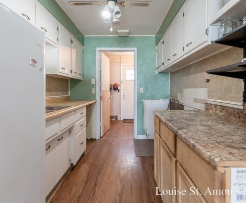 1020 Laketon Ave, Meskegon MI 49441-2969 exterior