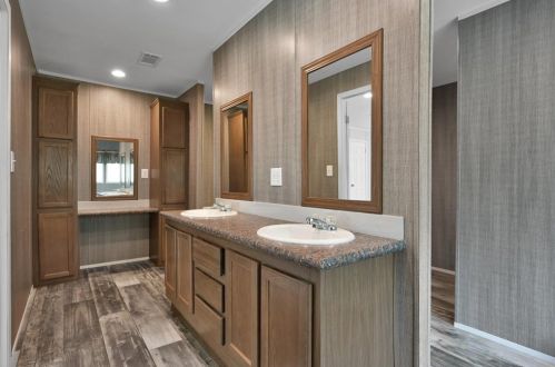 83 Booker Rd, Huntsville TX 77320-1945 exterior