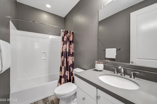 923 Kaibab Dr, Chandler AZ 85248 exterior