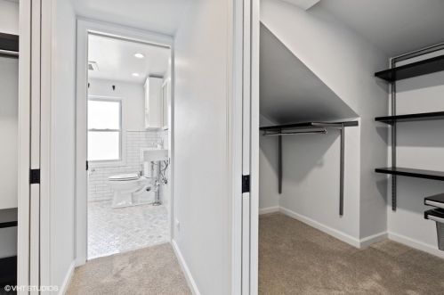 4815 Mulligan Ave, Chicago IL 60630-2921 exterior