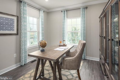 1240 Beck Mill Rd, Hanover, PA 17331-9752