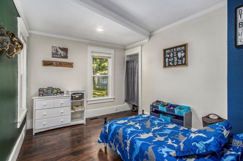 231 4 Ave, Three Rivers MI 49093-1509 exterior