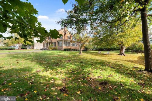 109 Forest Ave, Rockville MD 20850-1820 exterior