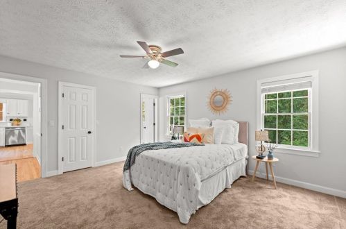 3845 Laurel Fls Dr, Lithonia GA 30039-6586 exterior