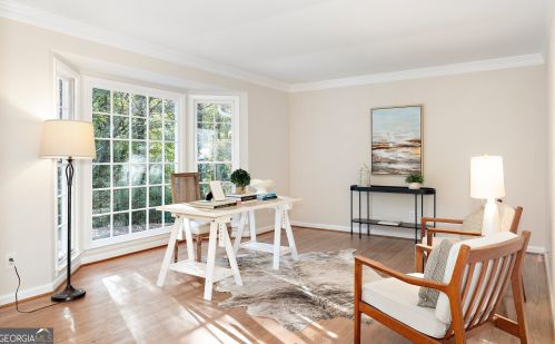 7330 Hunters Branch Dr, Atlanta GA  30328-1721 exterior