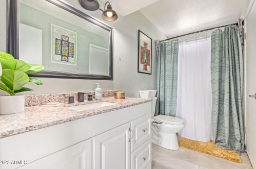 20217 33rd Ave, Phoenix AZ  85027-3061 exterior