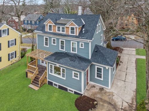 294 Doyle Ave, Providence RI  02906-3355 exterior