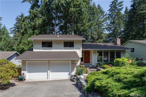 21329 2nd Dr, Bothell WA  98021-7552 exterior