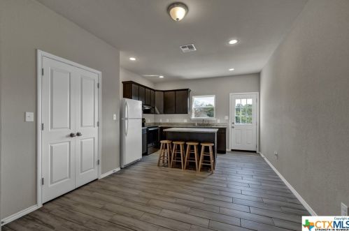 972 Rimrock Cv, Spring Branch TX 78070-5232 exterior