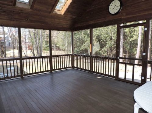 37 Curtisville Rd, Concord NH 03301-5906 exterior