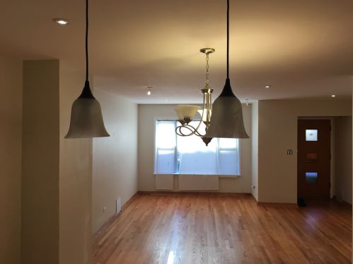 6856 Lincoln Ave, Chicago IL  60712-2628 exterior