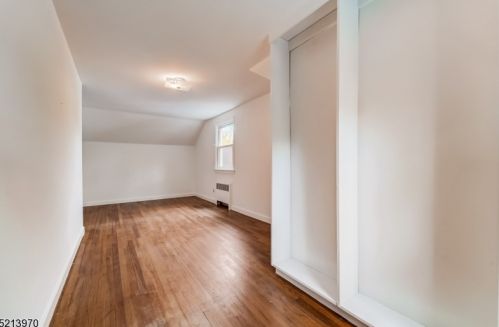 54 Nishuane Rd, Montclair NJ  07042-2425 exterior