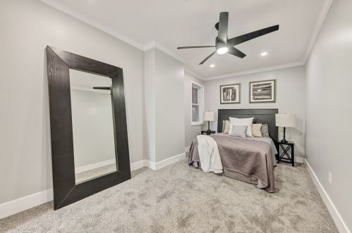 5334 Kincaid St, Pittsburgh PA  15224-1241 exterior