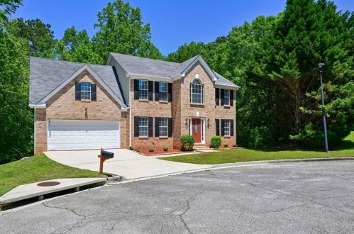 7250 Wheeler Ct, Lithonia GA  30058-9043 exterior