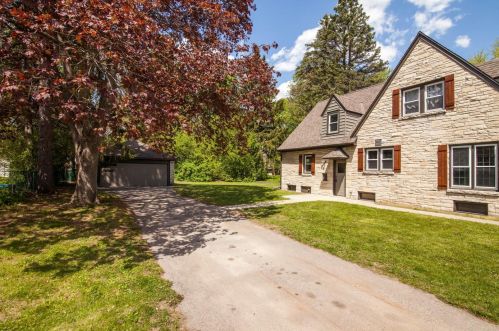 8051 37th St, Milwaukee WI  53209-1503 exterior