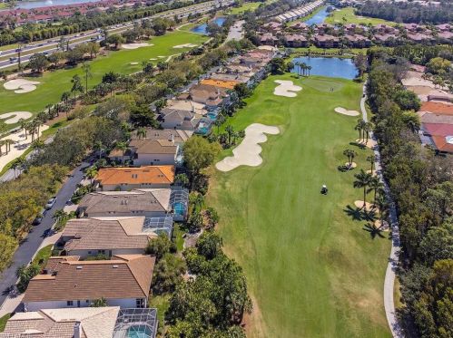 5795 Persimmon Way, Naples FL 34110-2320 exterior