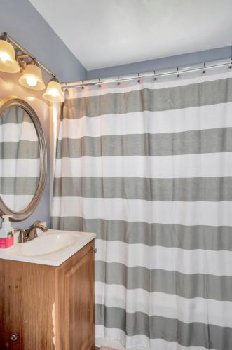 11542 Kolin Ave, Chicago IL 60803-2139 exterior