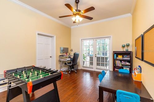 15704 Mifflin Ct, Tampa FL exterior