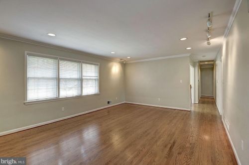 4125 25th Pl, Arlington VA  22207-5104 exterior