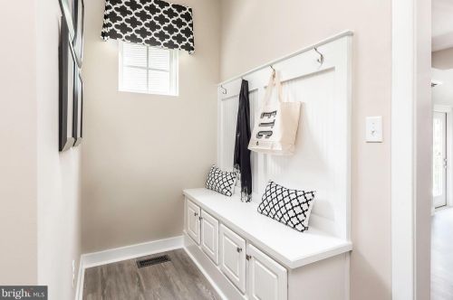 1220 Beck Ml Rd, Hanover PA 17331-9752 exterior