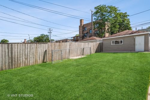 6943 East End Ave, Chicago IL  60649-1421 exterior