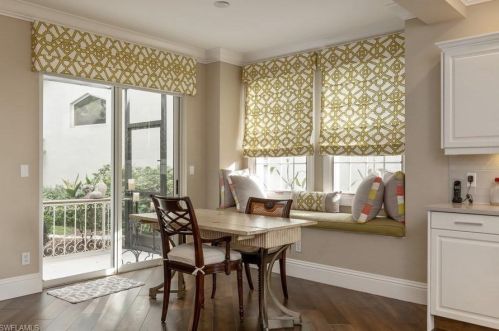 827 Ashburton Dr, Naples FL 34110-7906 exterior