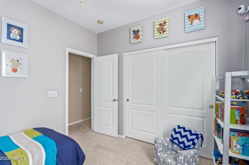 1405 Morelos St, Chandler AZ 85226-4428 exterior