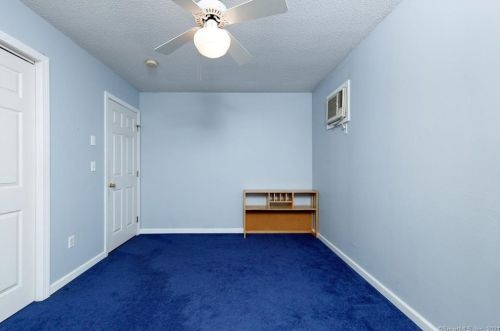 36 Picabo St, Killingly CT 06239-1533 exterior