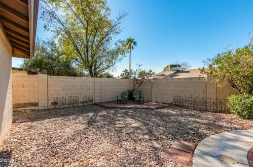 15614 29 Ave, Phoenix AZ 85053-4056 exterior