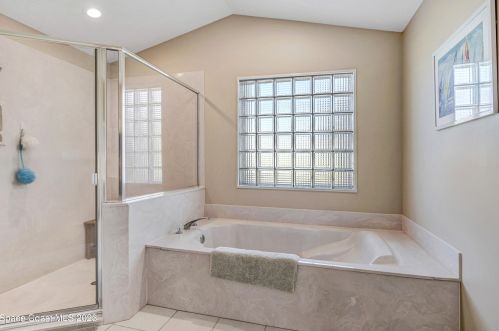 285 Northgrove Dr, Merritt Island FL 32953-7959 exterior