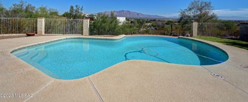 4670 Paseo De Los Cerritos, Tucson AZ 85745-9552 exterior