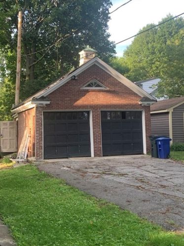 23 Suburban Rd, Worcester, MA 01602-4207