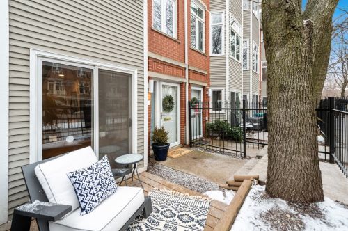 1447 Wrightwood Ave, Chicago IL 60639-1716 exterior